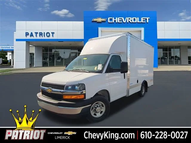 2025 Chevrolet Express Cutaway