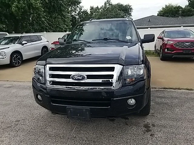 Used 2013 Black Ford Limited image 12