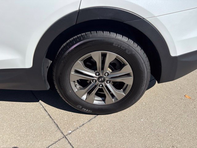 Used 2016 Frost White Pearl Hyundai 2.4 Base image 11