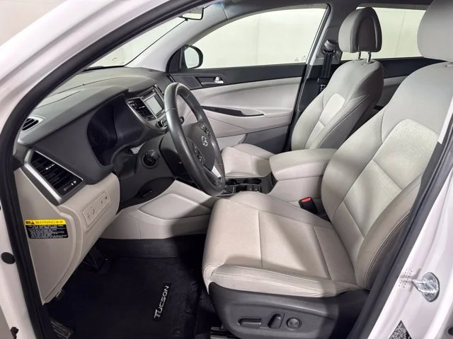 Used 2017 White Hyundai Sport image 11