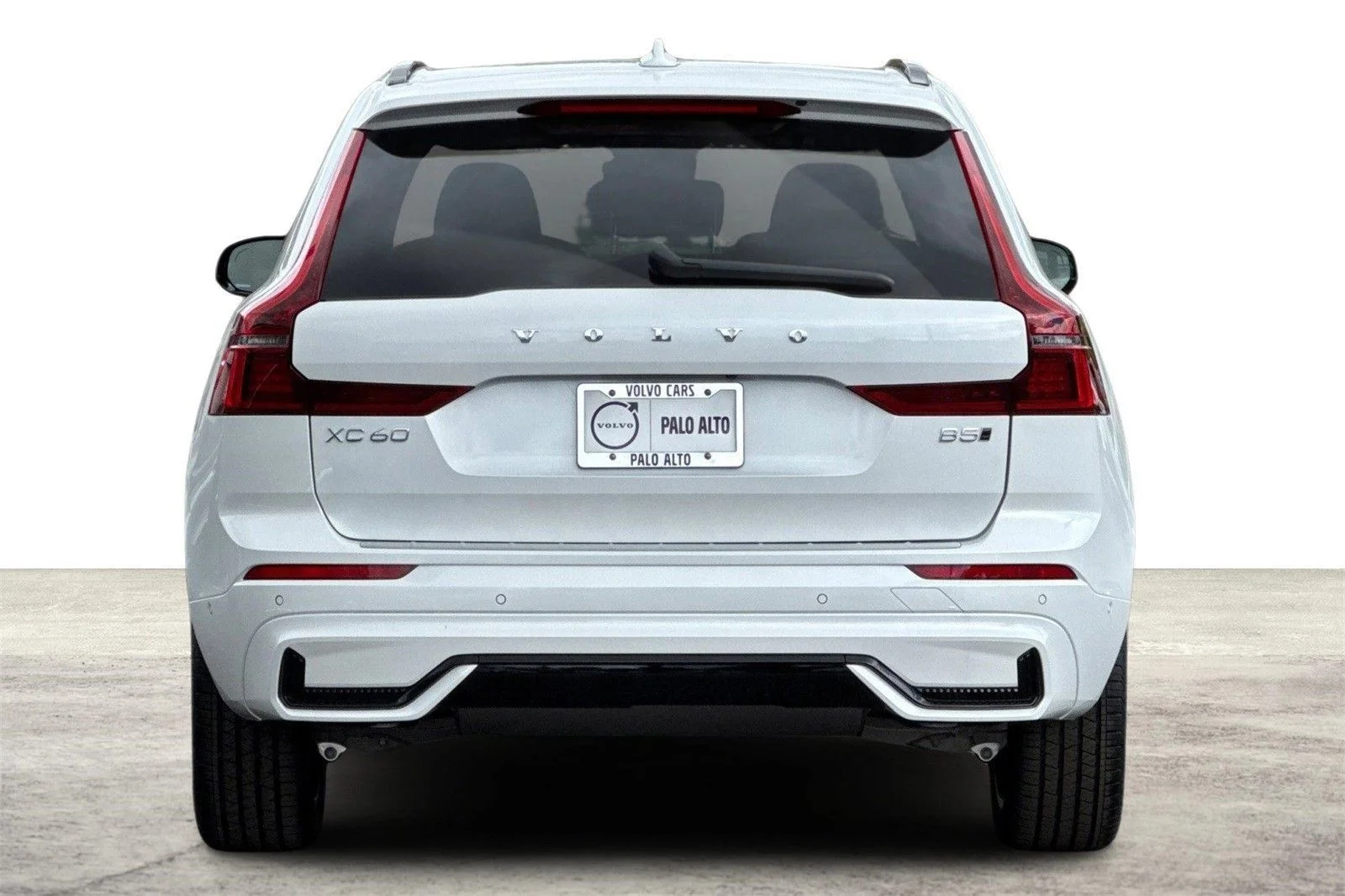 2026 Volvo XC60 Plus - Photo 8