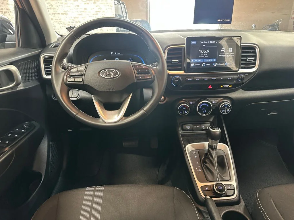Used 2026 Onyx Black Hyundai SEL image 12
