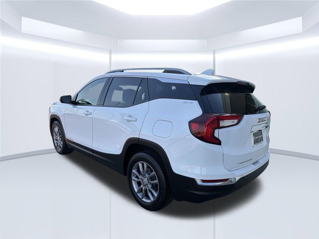 Used 2023 White GMC SLT image 5