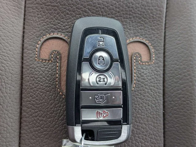 New 2027 Glacier Gray Metallic Tri-Coat Ford MAX King Ranch® image 32