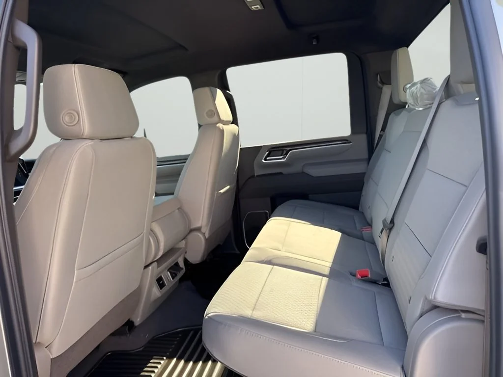 New 2026 Sterling Gray Metallic Chevrolet LT image 17