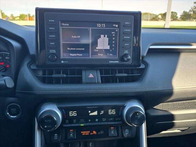 Certified Used 2022 MAGNETIC GRAY MET. Toyota  image 29