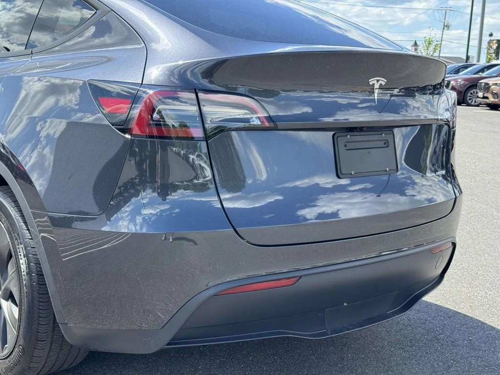 Used 2025 Stealth Gray Tesla Long Range image 11