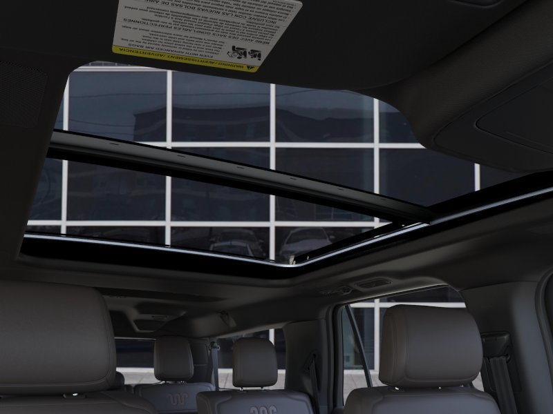 New 2025 Glacier Gray Metallic Tricoat Ford King Ranch image 22