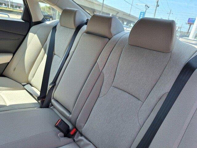 New 2026 Platinum White Pearl Honda SE image 24