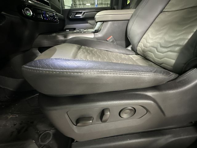 Used 2025 Gray Chevrolet ZR2 image 18