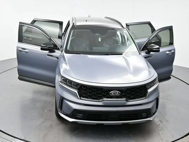 Used 2021 Everlasting Silver Kia SX image 46