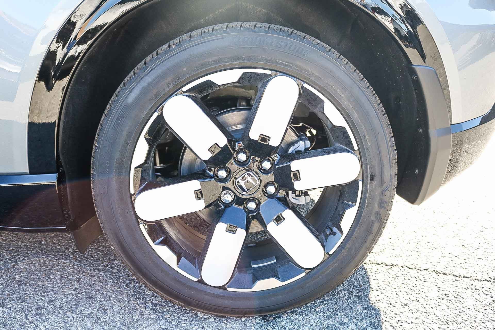 2026 Honda Prologue Elite - Photo 10