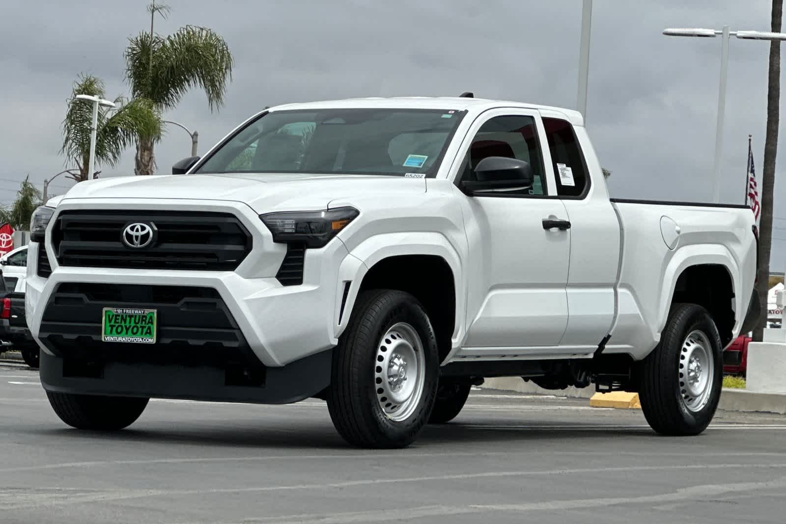 New 2026 Ice Cap Toyota  SR image 8