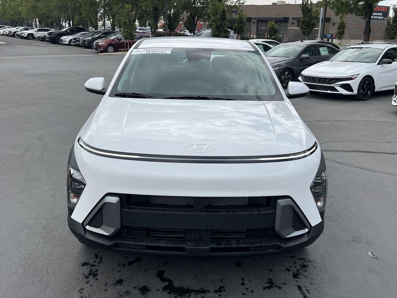 New 2026 Atlas White Hyundai SE AWD image 3