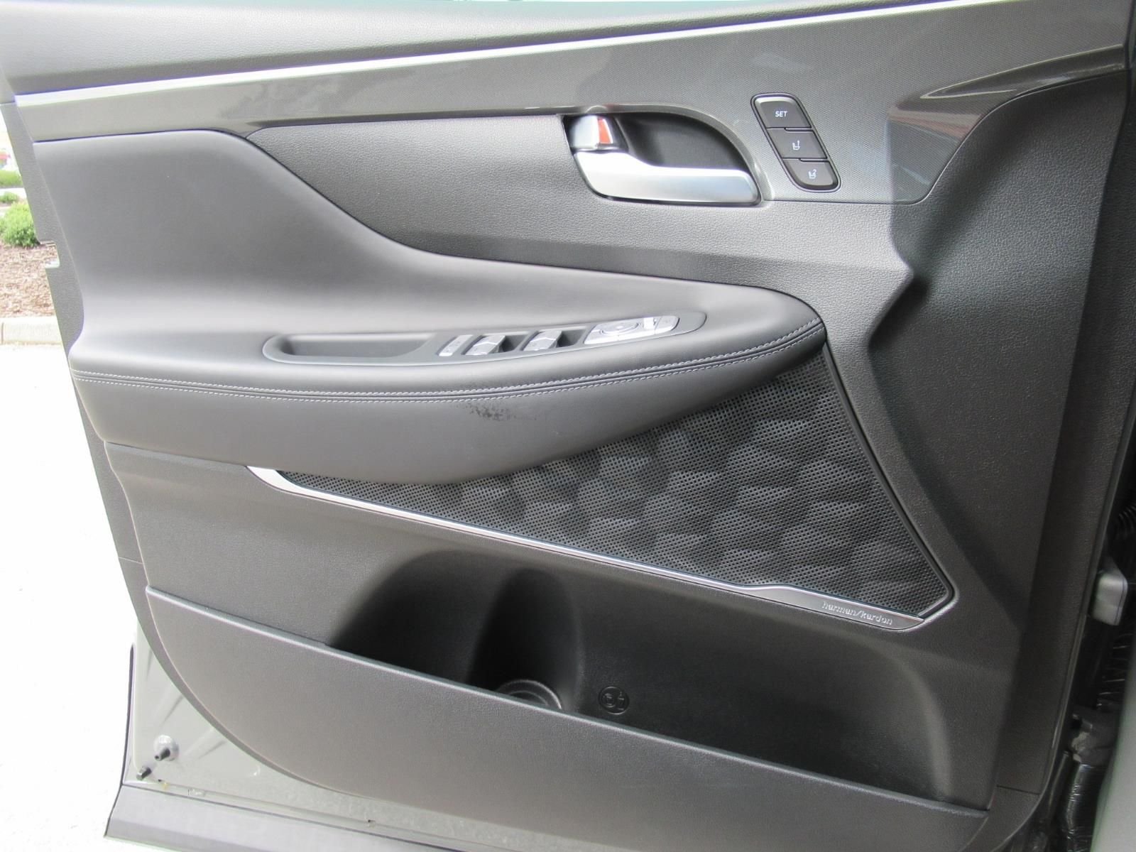 Used 2023 Gray Hyundai Calligraphy image 19