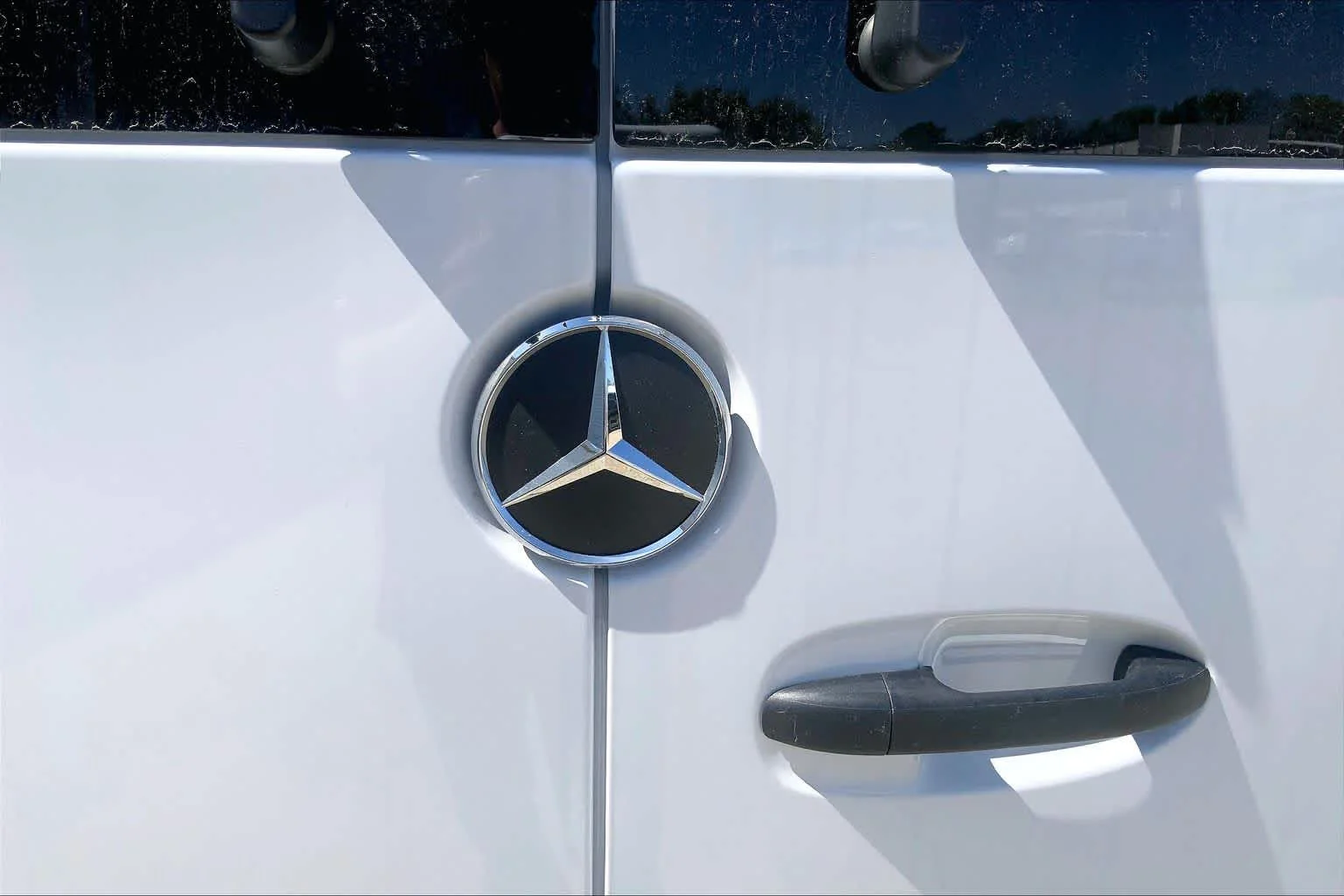 New 2025 Arctic White Mercedes-Benz  image 15