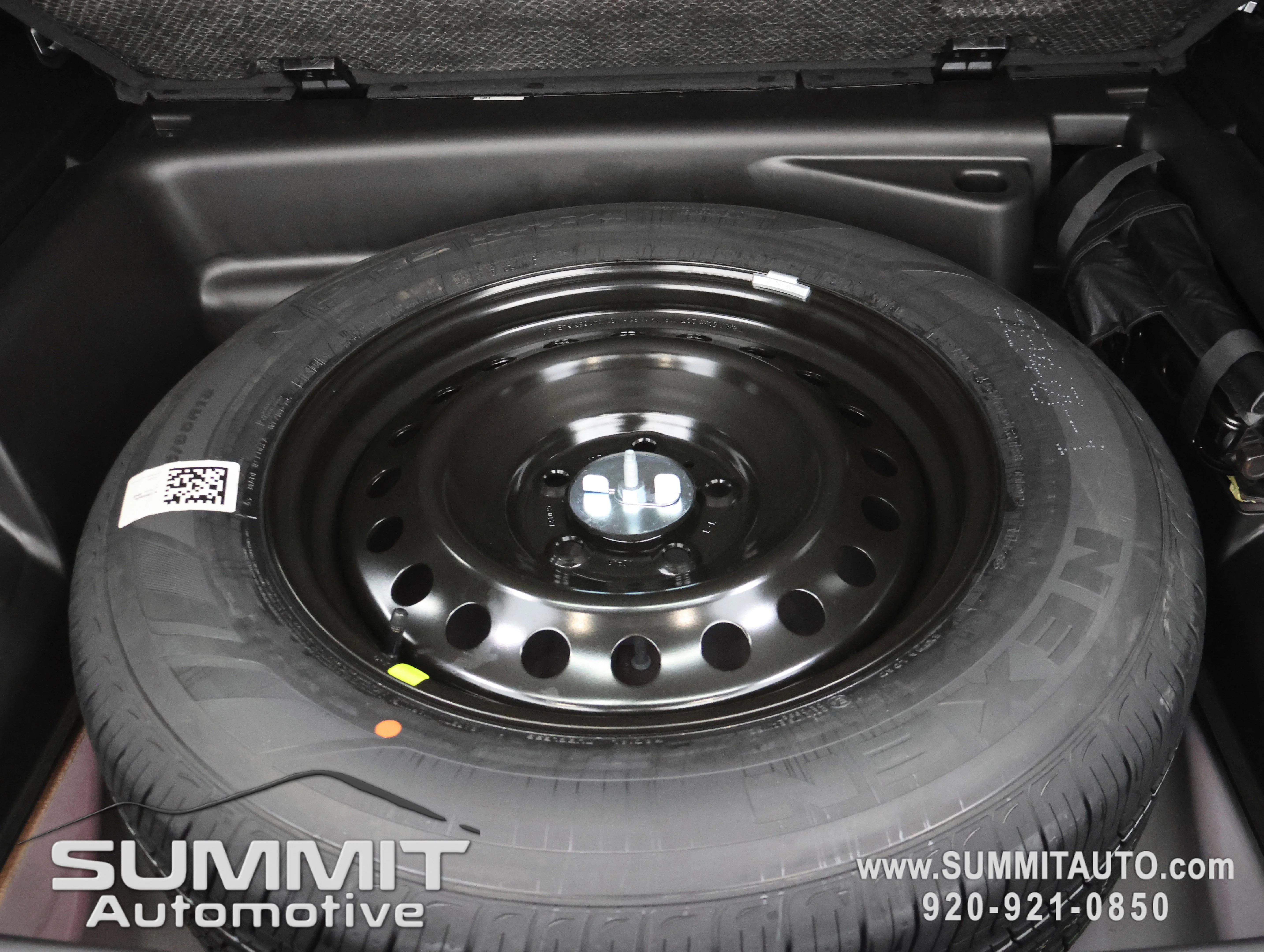 New 2026 Velvet Red Pearlcoat Jeep Limited image 27