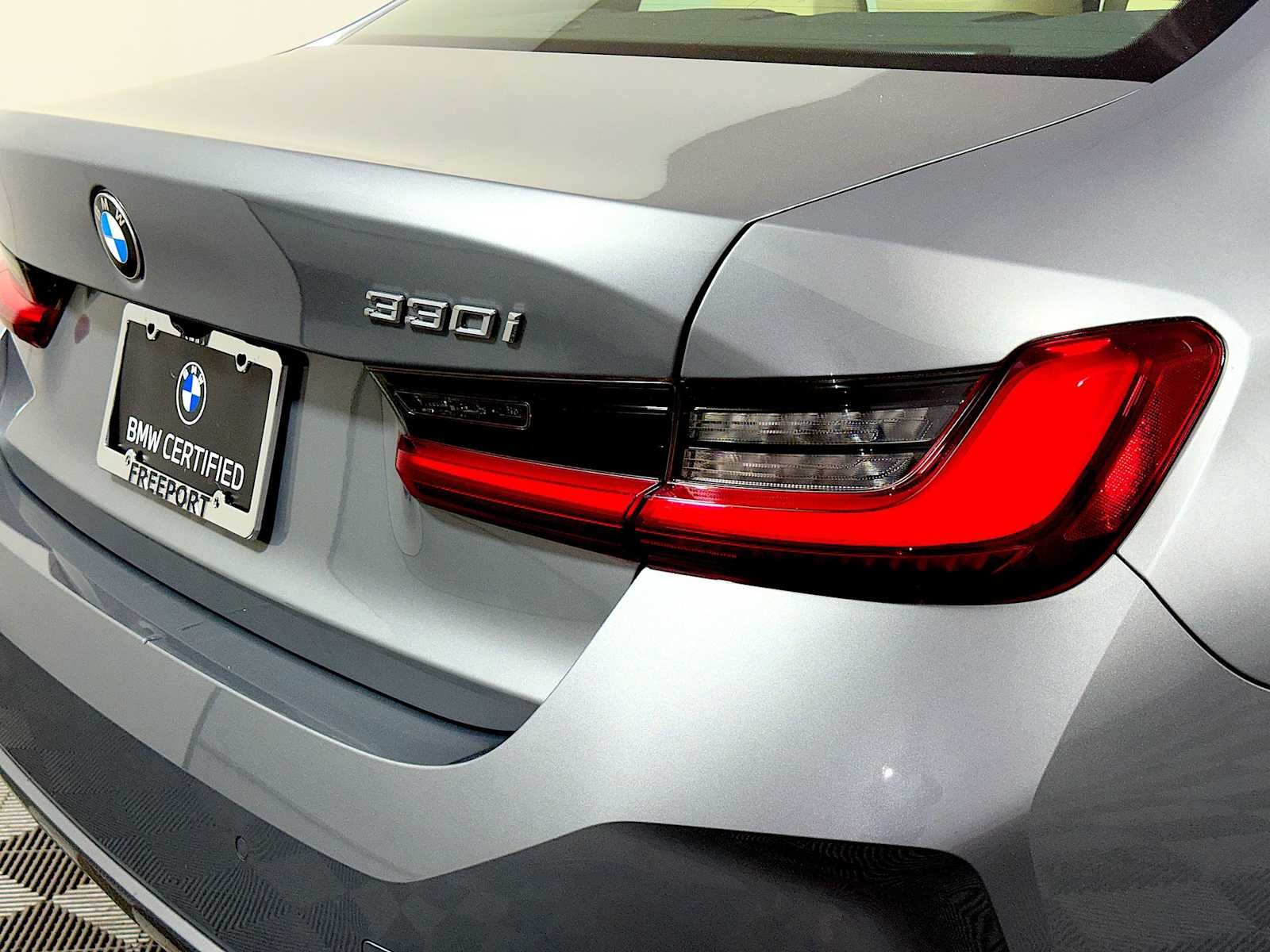 2023 BMW 3 Series 330i - Photo 28