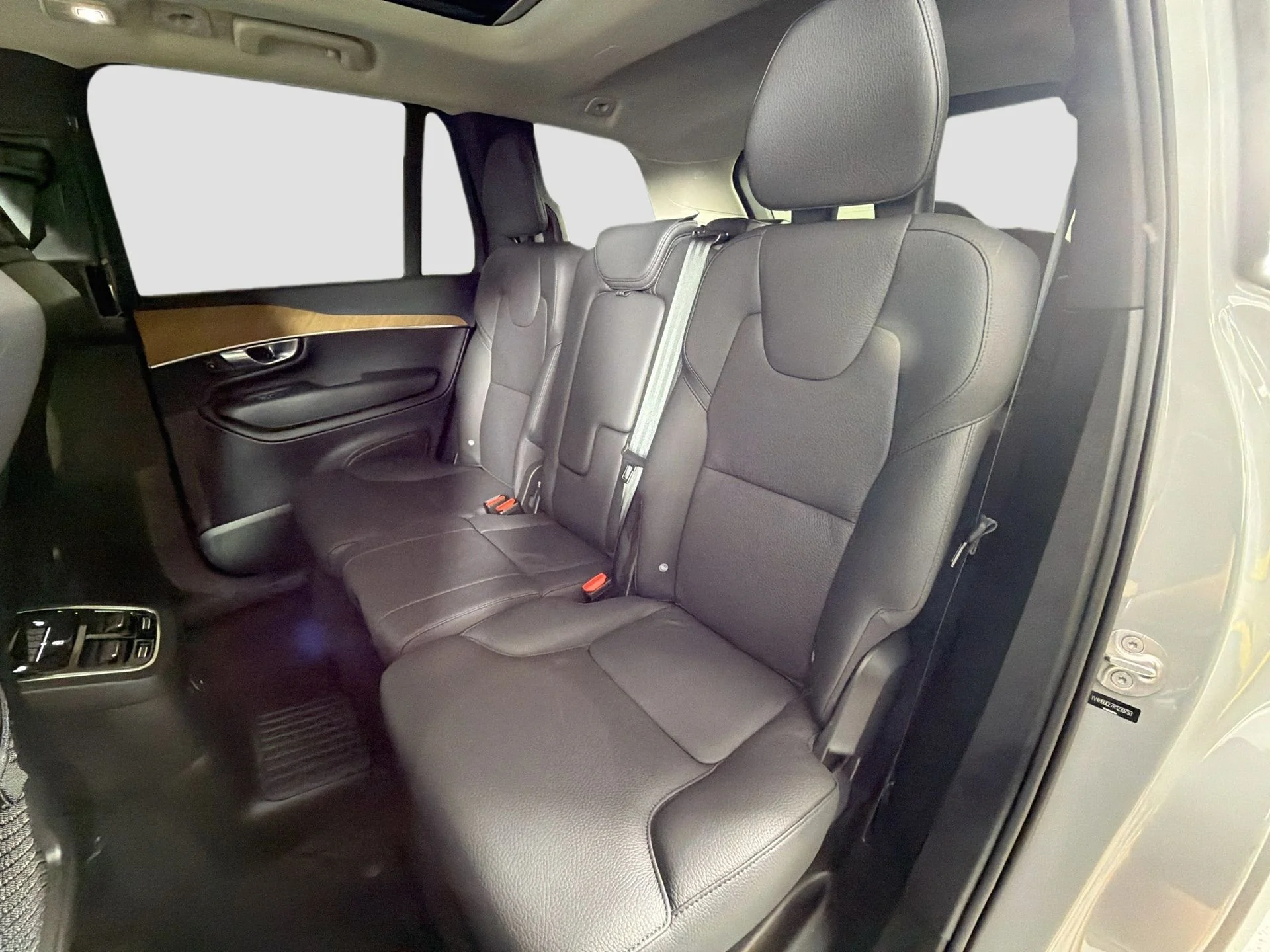Used 2024 Gray Volvo T8 Plus Bright Theme 7 Passenger image 25