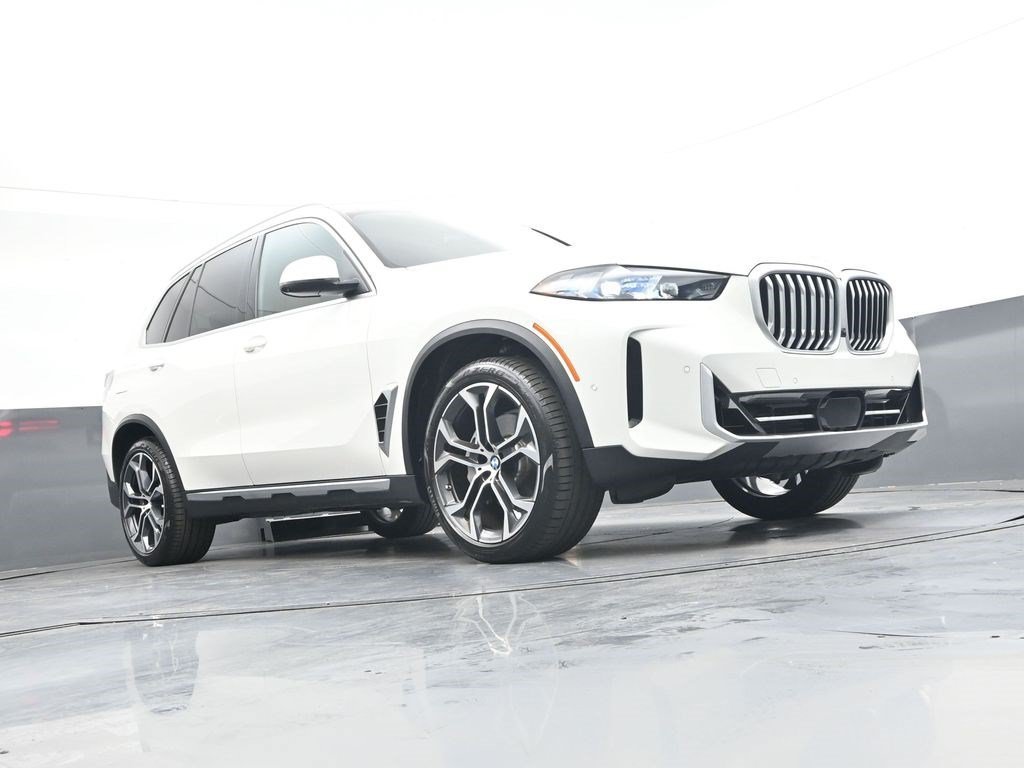 Used 2026 Alpine White BMW xDrive40i image 27