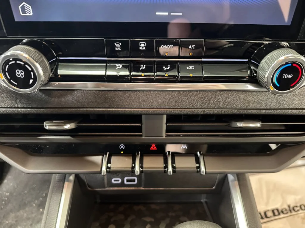 2026 Chevrolet Colorado Work Truck - Photo 13