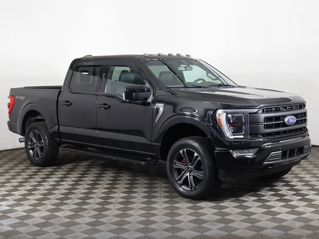 Used 2023 Agate Black Metallic Ford Lariat image 60
