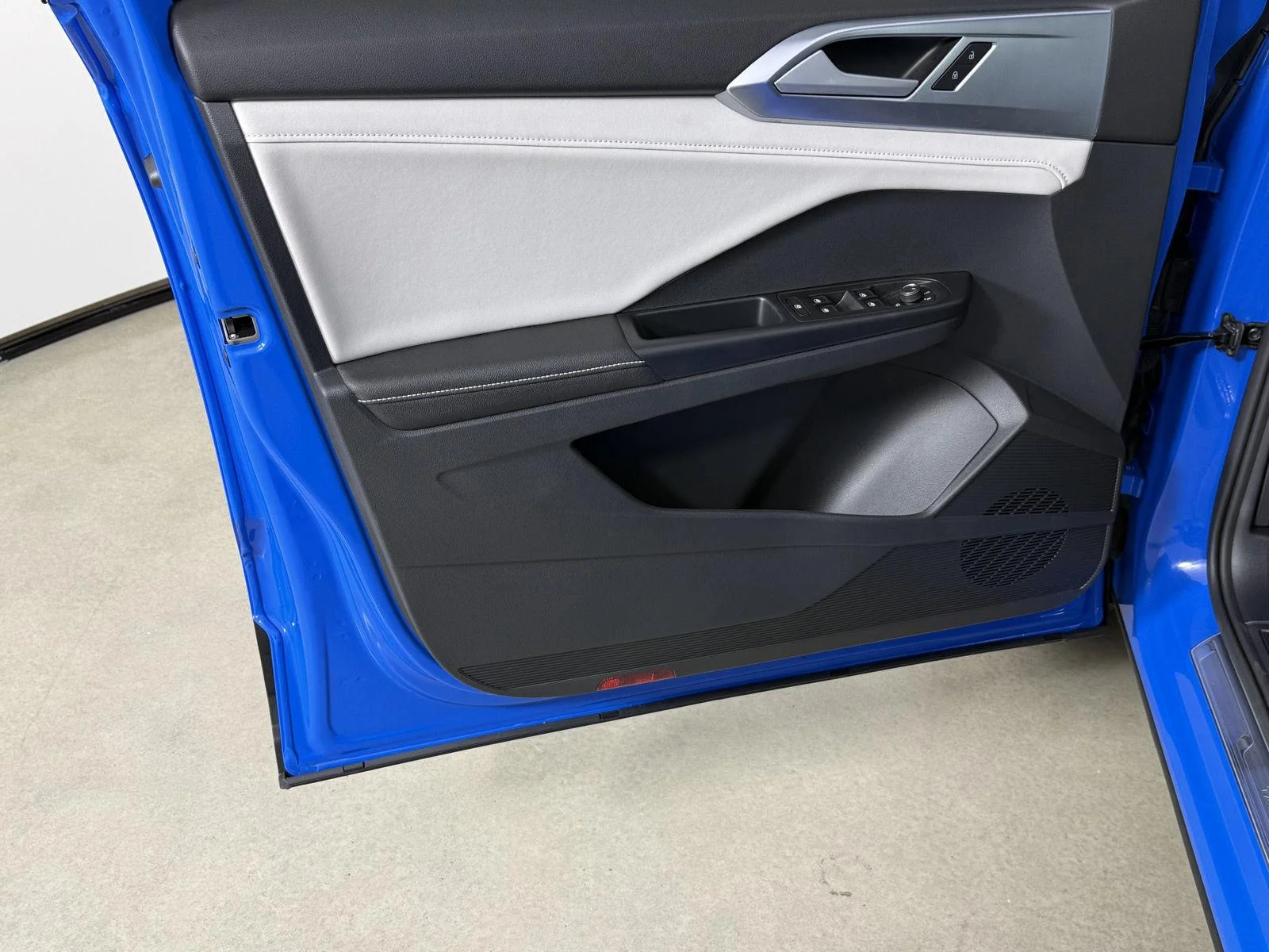 New 2026 BLUE VOLKSWAGEN  image 10