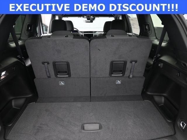 New 2026 Bright White Clear-Coat Exterior Paint Jeep Laredo X image 16