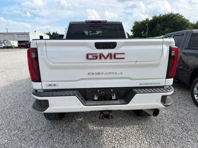 Used 2024 White GMC Denali image 5