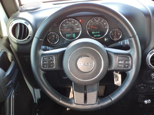 Used 2016 White Jeep Rubicon image 21