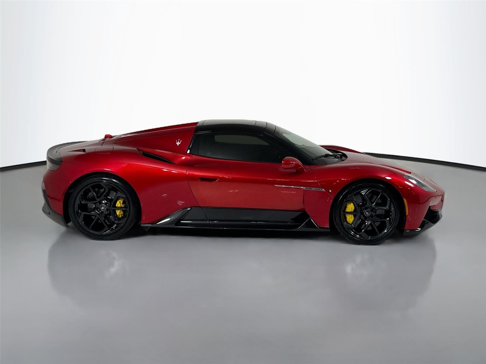 Used 2023 Exclusive Rosso Vincente Maserati Cielo Spider | $350k MSRP | Carbon Race Seats | Int & Ext Carbon image 53