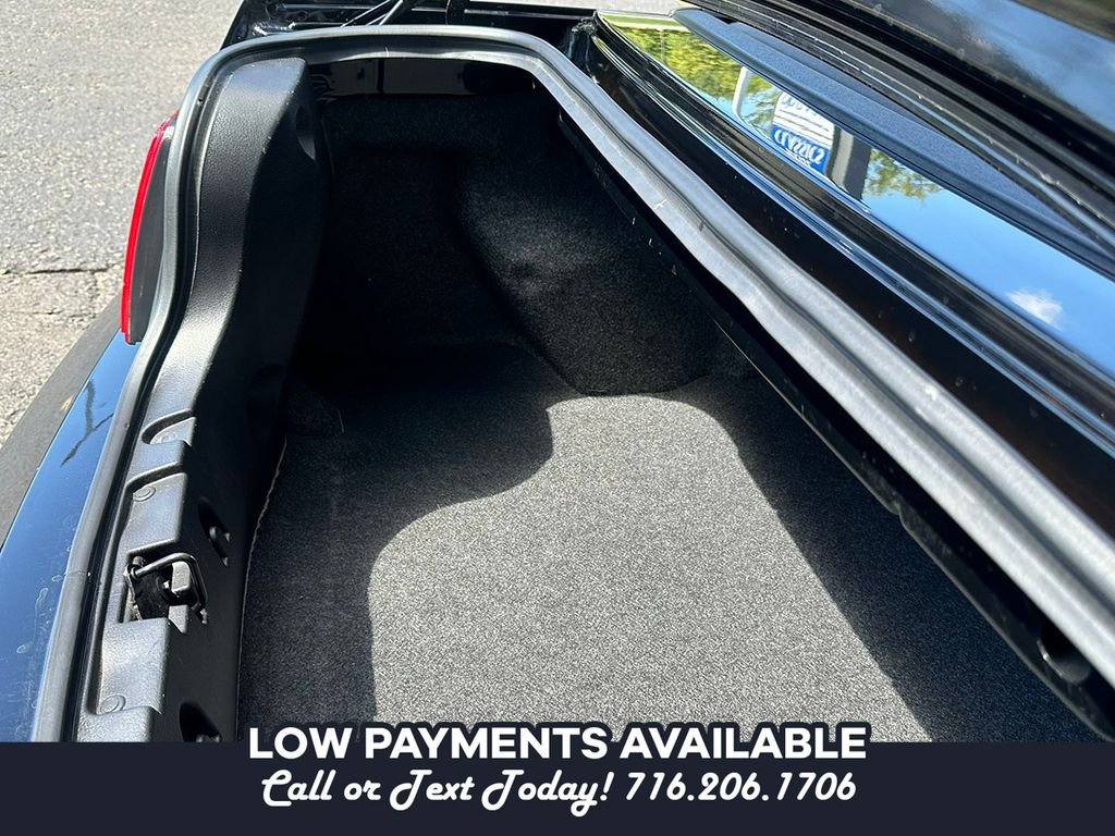 Used 2005 Black Ford  image 35