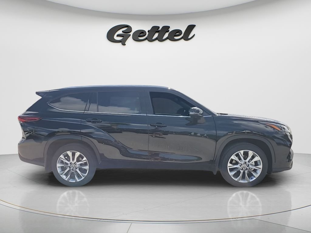 New 2026 Midnight Black Metallic Toyota  Limited image 4
