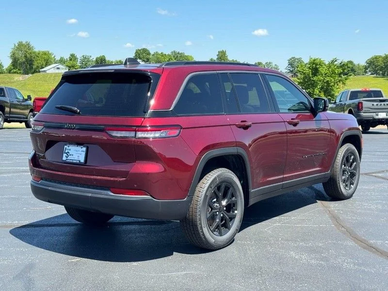 New 2026 Velvet Red Pearlcoat Jeep Altitude image 3