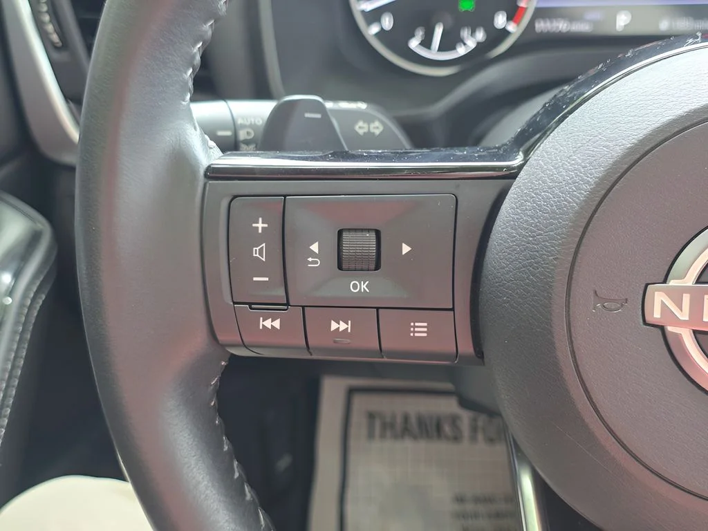 Used 2023 Caspian Blue Metallic Nissan SV image 19