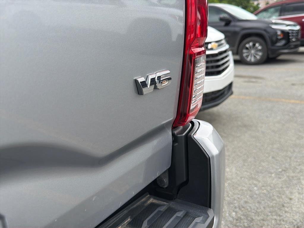 Used 2021 Silver Sky Metallic Toyota SR V6 image 12