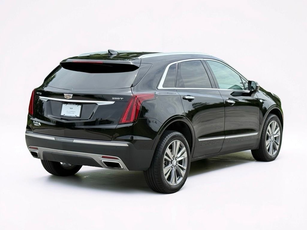 Used 2025 Stellar Black Metallic Cadillac Premium Luxury image 14