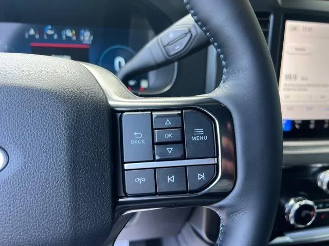 2025 Ford F-250 Super Duty Platinum - Photo 15