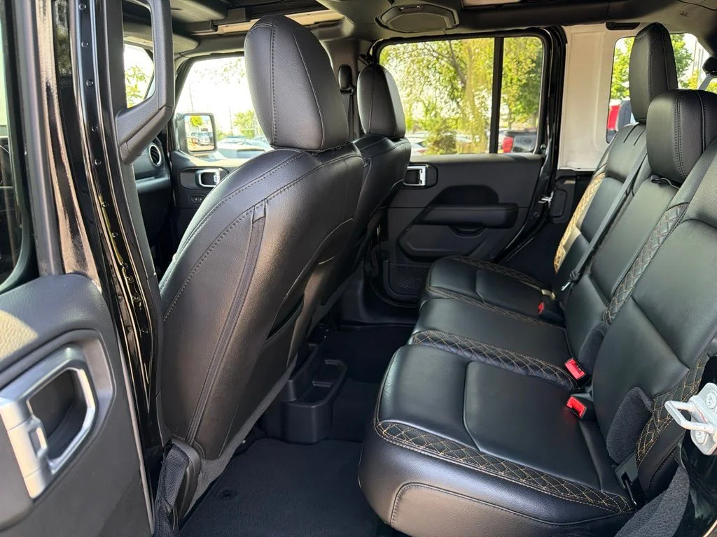 Used 2021 Black Jeep Unlimited Sahara High Altitude image 17