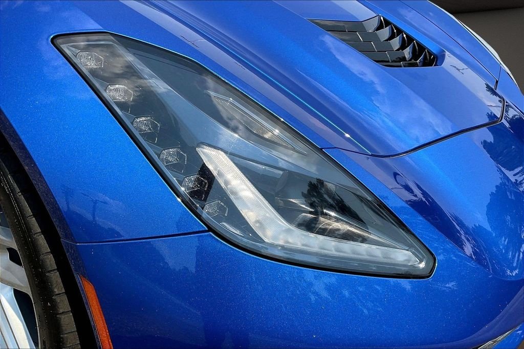 Used 2019 Blue Chevrolet Stingray image 32