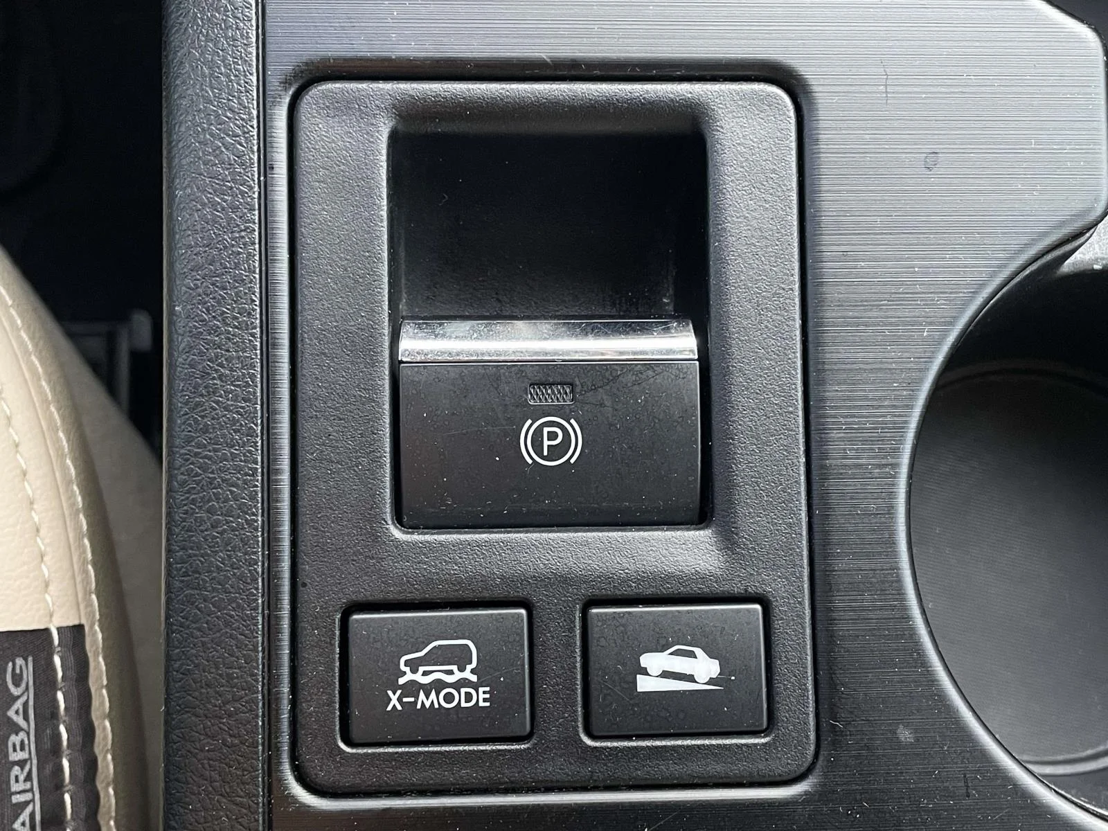 Used 2019 Wilderness Green Metallic Subaru Limited image 22