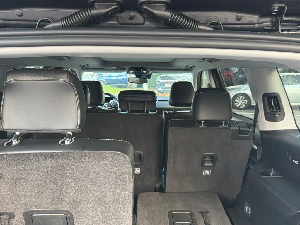 Used 2021 Gray Jeep Limited image 14