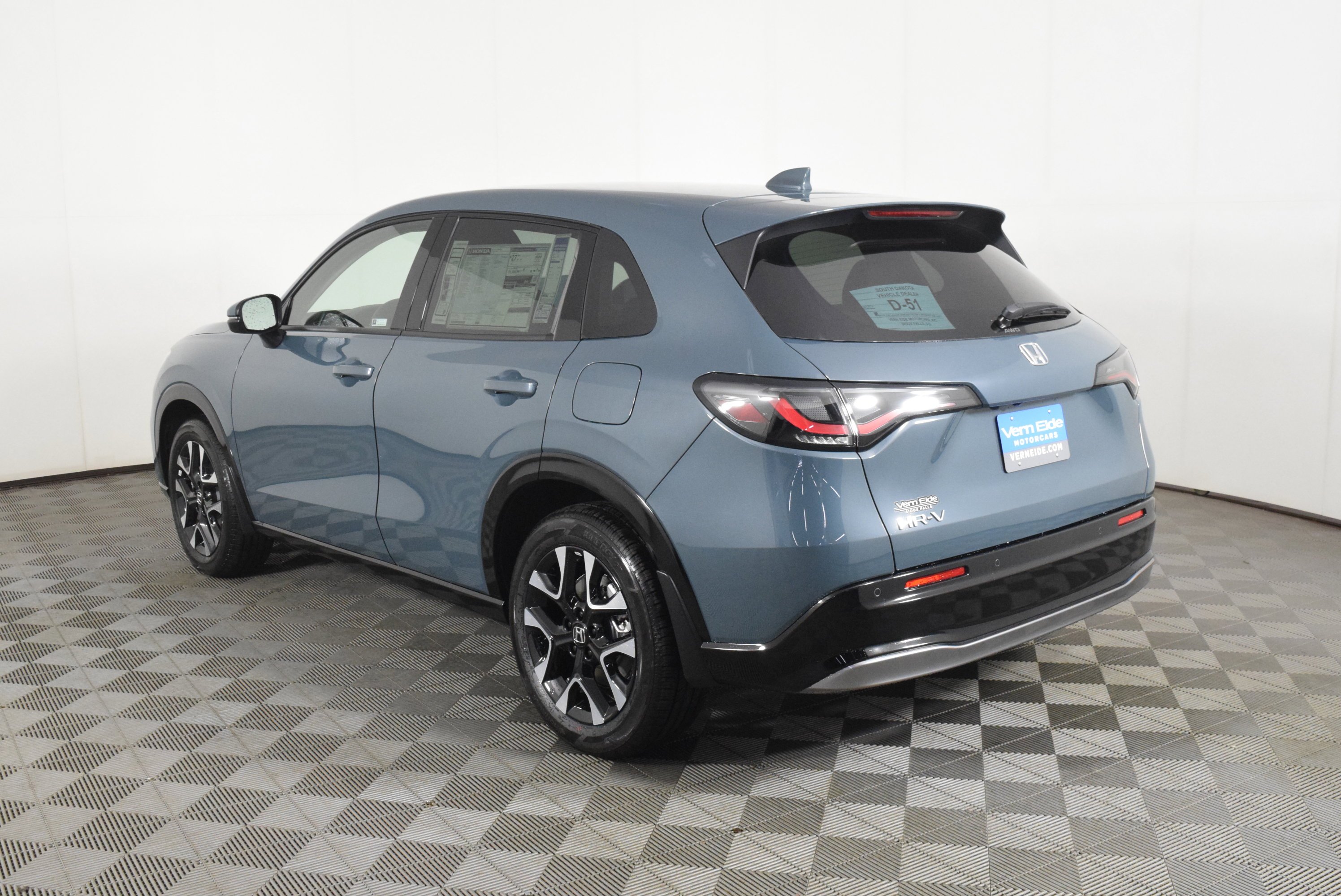 New 2027 Nordic Forest Pearl Honda EX-L image 8