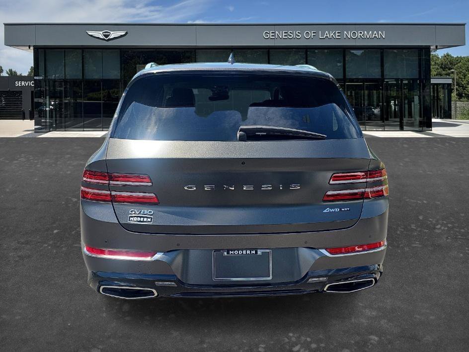 Certified Used 2024 Makalu Gray Matte Genesis 3.5T Prestige image 8