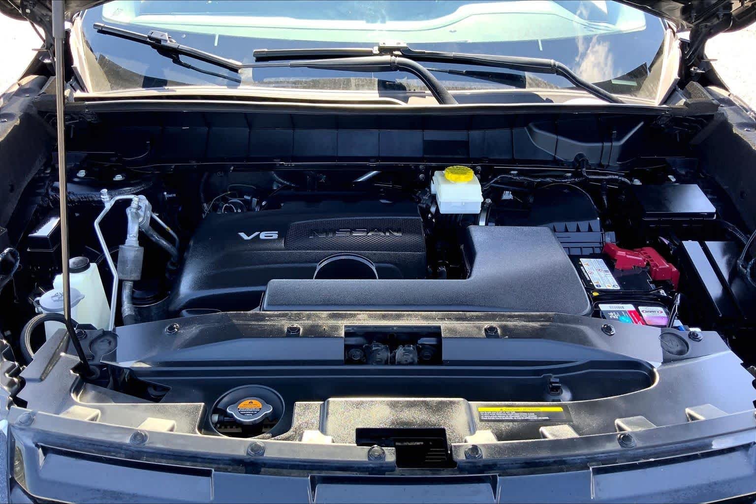 Used 2022 Super Black Nissan SV image 31