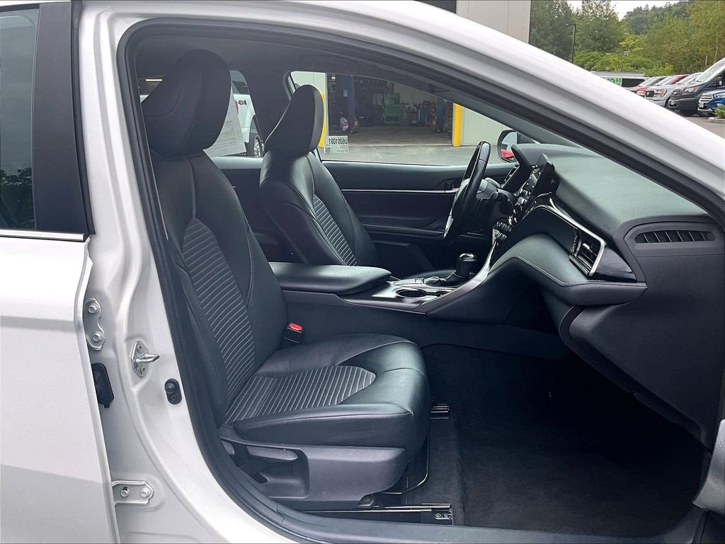 Used 2023 White Toyota SE image 7