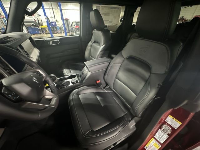 New 2026 Ruby Red Metallic Tinted Clearcoat Ford Outer Banks® image 17