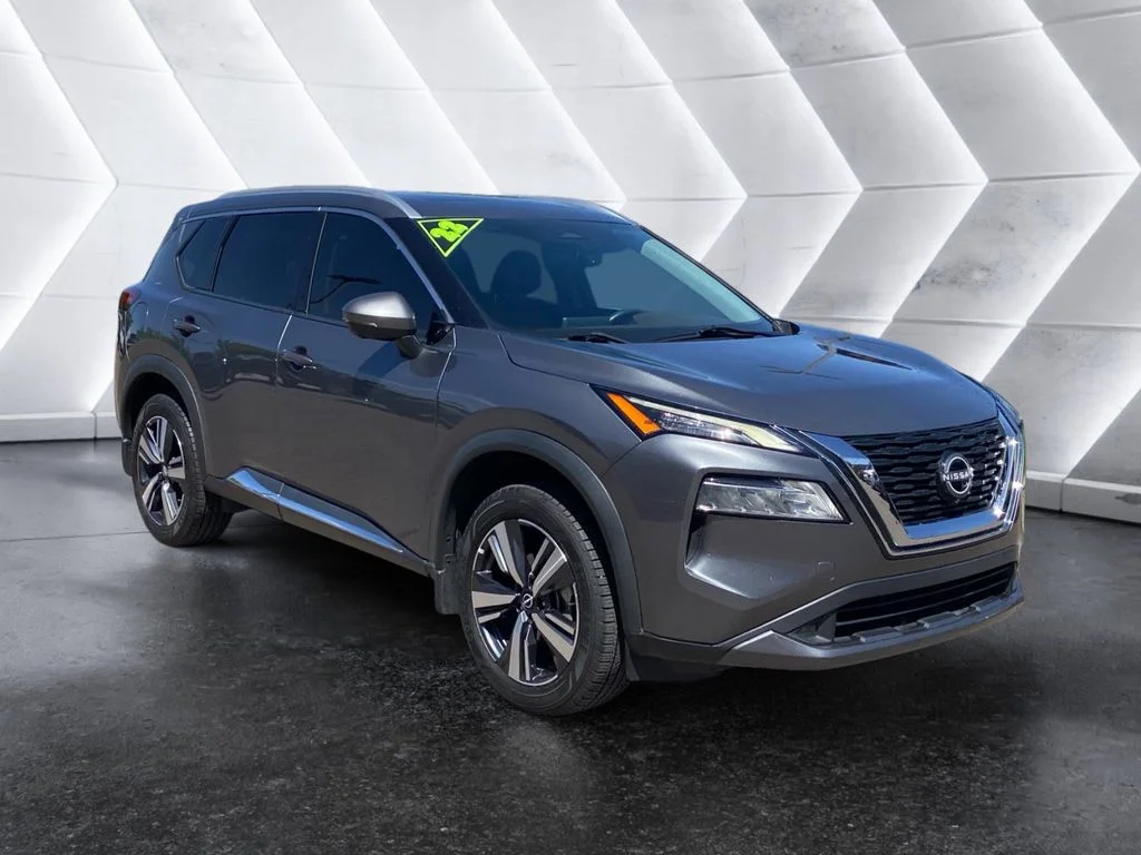 2022 Nissan Rogue SL