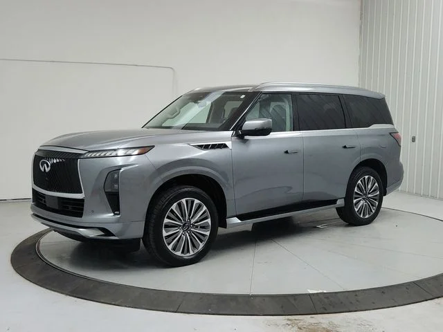 Used 2025  INFINITI SENSORY image 3
