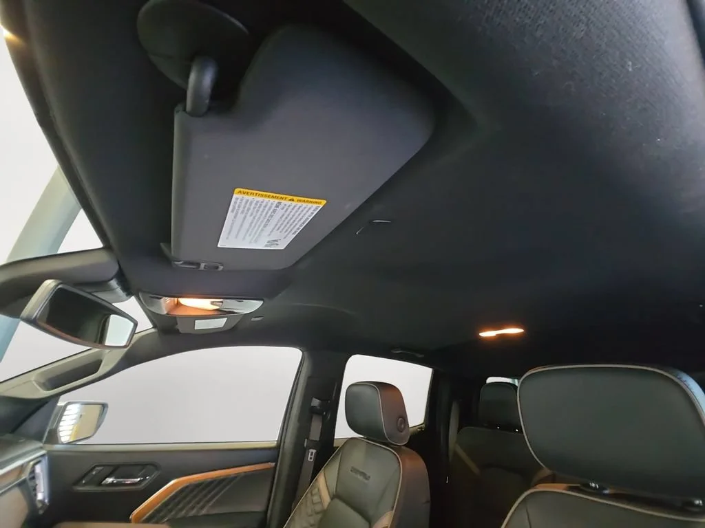 2024 GMC Canyon Denali - Photo 12